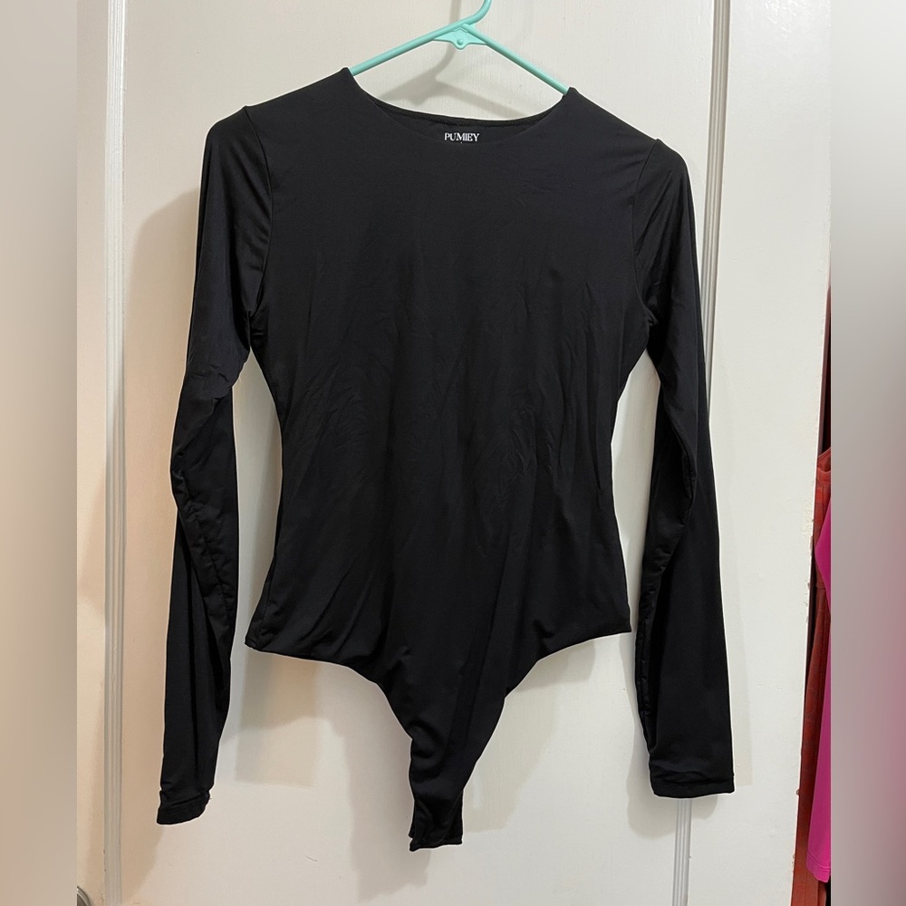 Pumiey (Set of 2) Long Sleeve Bodysuits, W’s size Large
